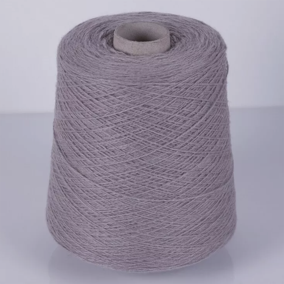 SU MISURA 9 tessuti di cashmere impilati color verde pastello con diversi punti maglia