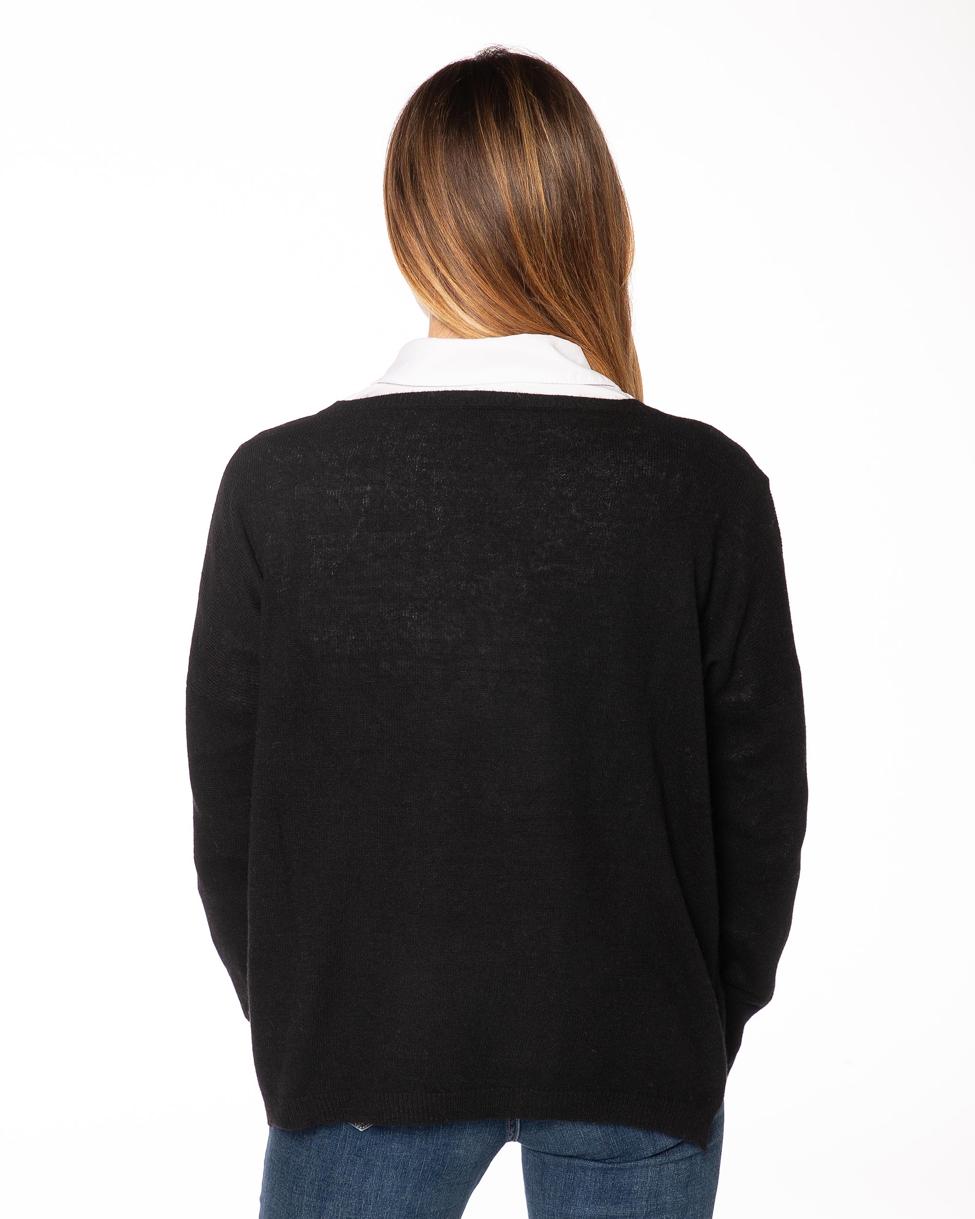 Scollo a V 2403 10% Cashmere Nero Retro Retro maglia donna nera in misto cashmere, scollo a V e fondo a coste, comfort e raffinatezza firmati Rinaldi Cashmere.