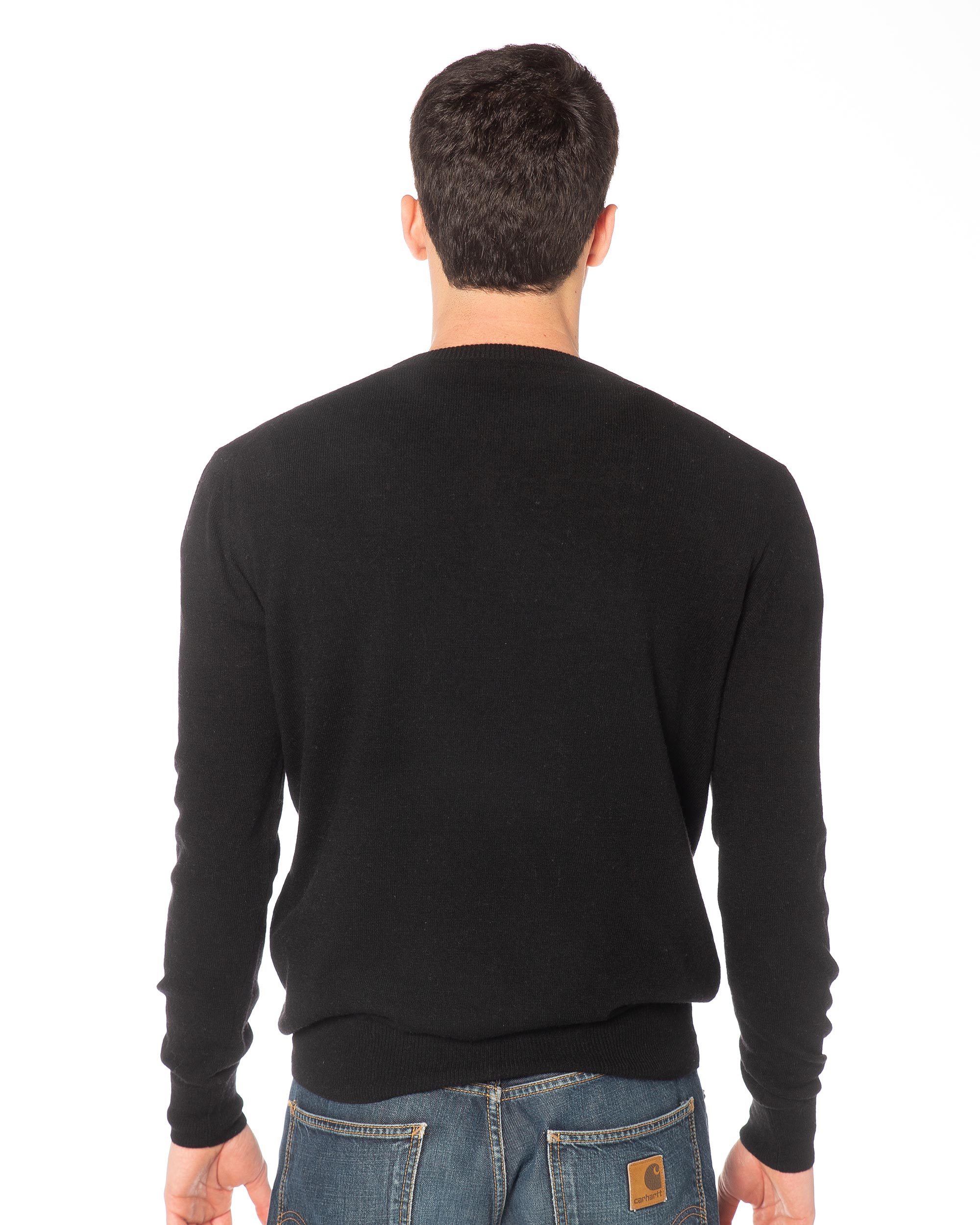 Retro maglione uomo nero in misto cashmere, design minimal e vestibilità regular made in Italy.